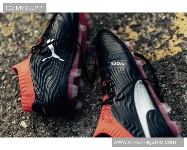 探索Puma足球鞋One的卓越性能与舒适体验，助你在赛场上尽显风采